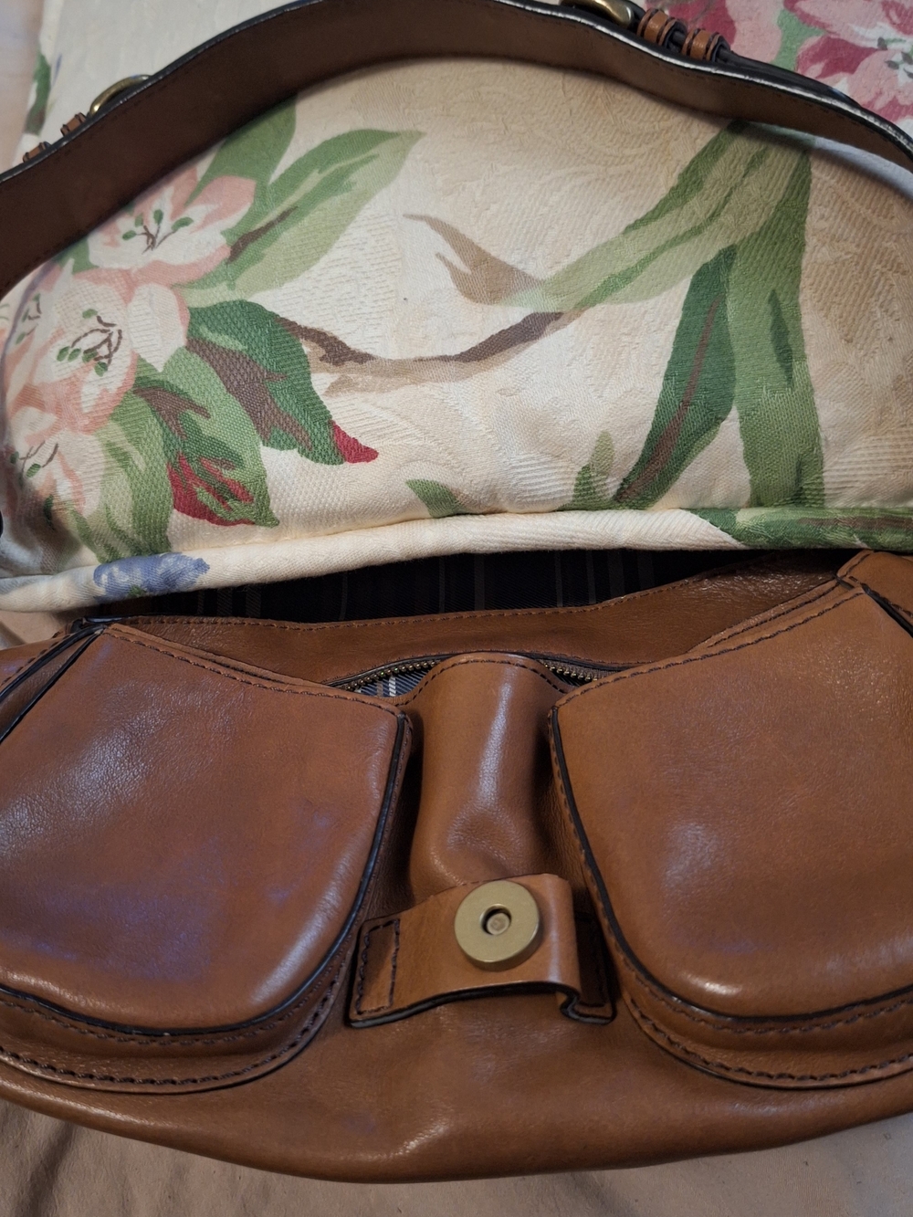 Banana Republic Brown Leather Shoulder Bag with Brass Buckle - Picture 12 of 12